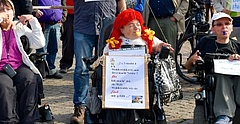 Protest in Dresden gegen das Bundesteilhabegesetz (Foto: Anja Schneider)